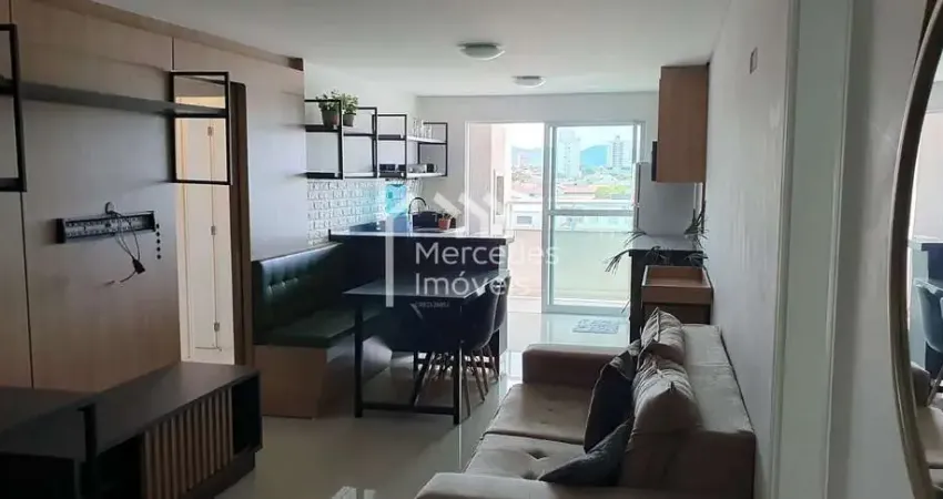 Apartamento semimobiliado à venda, Dom Bosco, Itajaí, SC