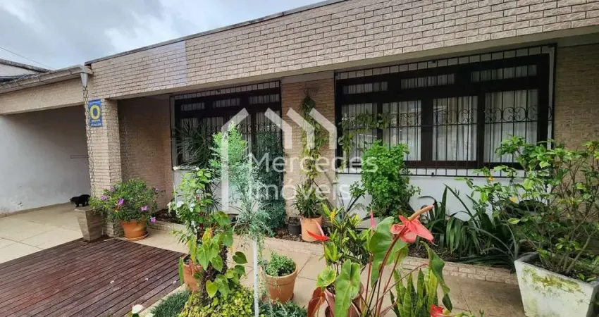 Casa mobiliada com 1 suíte + 3 dormitótios à venda, Centro, Itajaí, SC