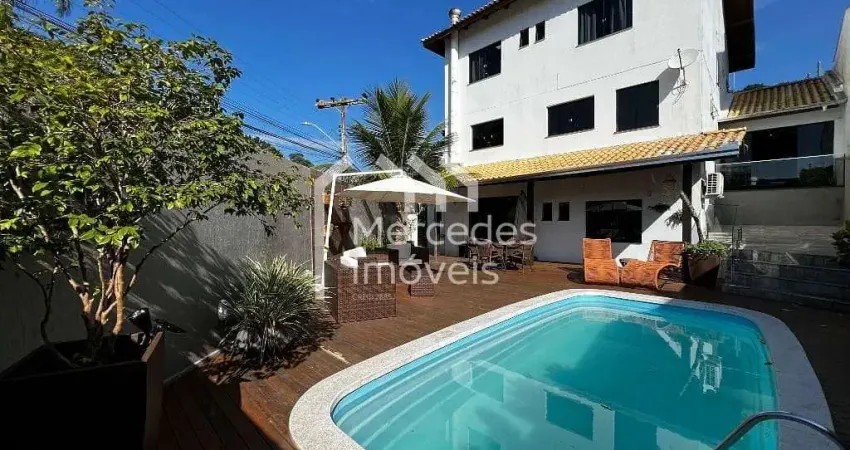 Casa com 3 suítes + 1 dormitório à venda, 350 m² - Ariribá - Balneário Camboriú/SC