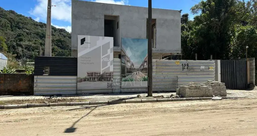 Sobrado com 2 dormitorios em condomínio fechado - caiobá - matinhos pr