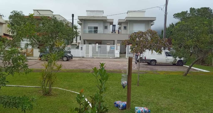 Casa - Sobrado Padrão, para Venda em Florianópolis/SC