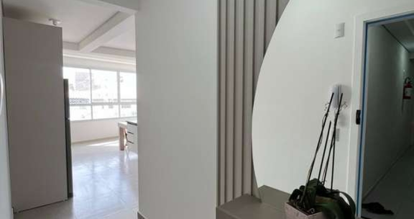 Apartamento - Padrão, para Venda em Florianópolis/SC
