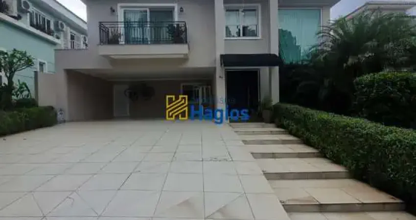 Casa em condomínio fechado com 4 quartos para alugar na Avenida Sagitário, 293, Sítio Tamboré Alphaville, Barueri