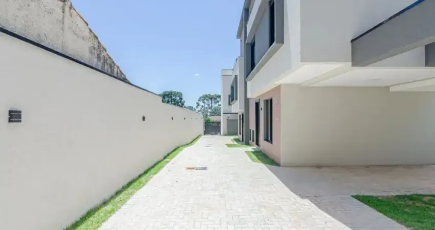 Sobrado 3 dormitórios semi mobiliado próximo da pedreira e parque tanguá