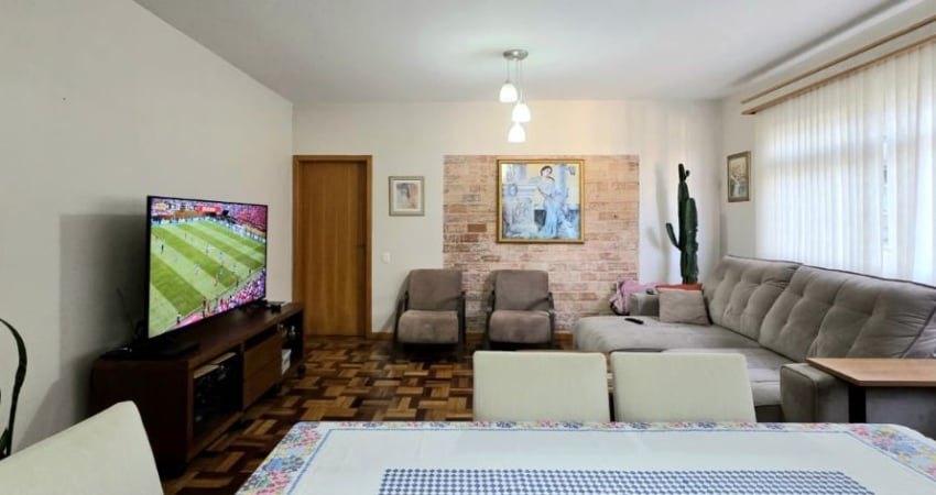Apartamento no Mercês 3 dormitórios