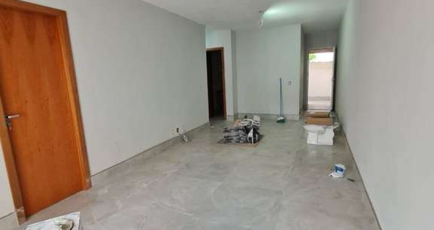 Jaudy Gestão Vende: Casa Cond. Rio São Lourenço I Linda e Reformada!