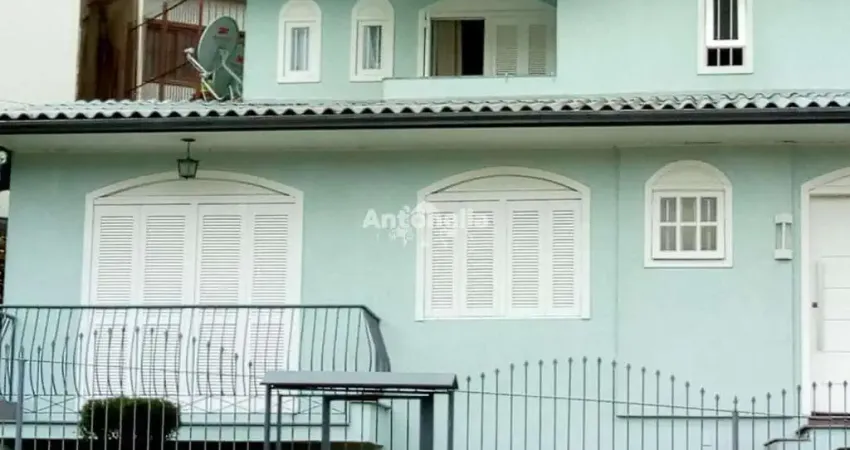 Casa com 3 quartos à venda no Rio Branco, Caxias do Sul