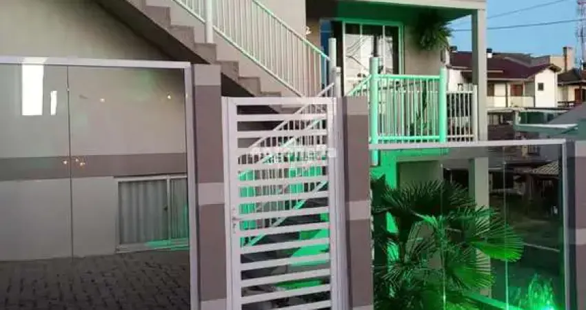 Casa com 8 quartos à venda no Vinhedos, Caxias do Sul 