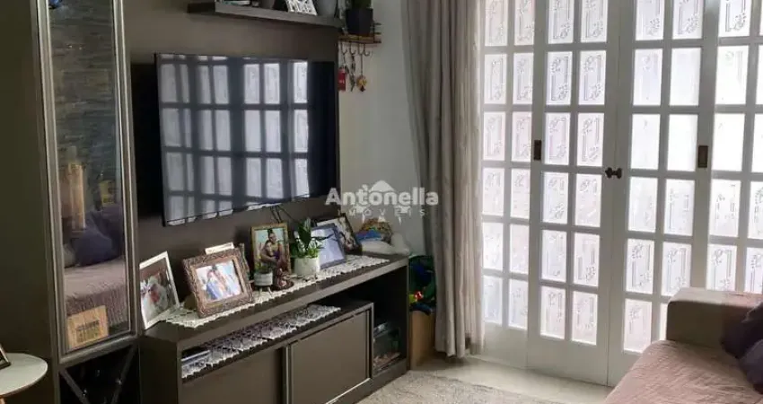 Casa com 2 quartos à venda na Avenida Ângelo Guisso, 579, Esplanada, Caxias do Sul
