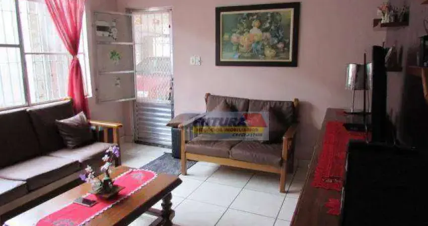 Sobrado com 3 dormitórios à venda, 263 m² por R$ 640.000,00 - Centro - São Vicente/SP