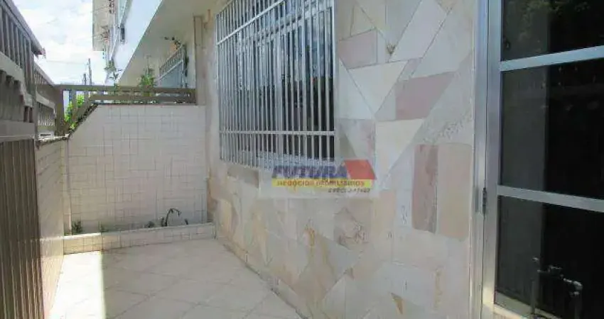 Sobrado com 3 dormitórios à venda, 111 m² por R$ 420.000,00 - Parque Bitaru - São Vicente/SP