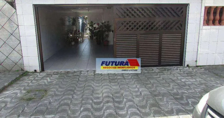 Casa com 3 dormitórios à venda por R$ 450.000,00 - Parque São Vicente - São Vicente/SP