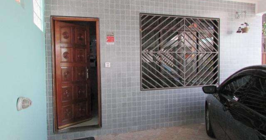 Sobrado à venda, 90 m² por R$ 460.000,00 - Vila Voturuá - São Vicente/SP