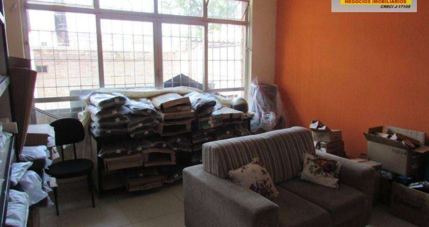 Sobrado à venda, 137 m² por R$ 650.000,00 - Centro - São Vicente/SP
