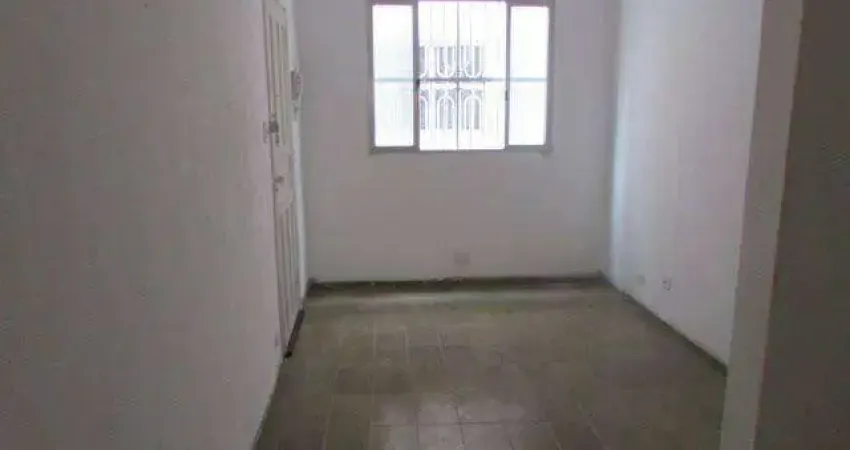 Apartamento com 2 dormitórios à venda, 56 m² por R$ 190.000,00 - Parque São Vicente - São Vicente/SP