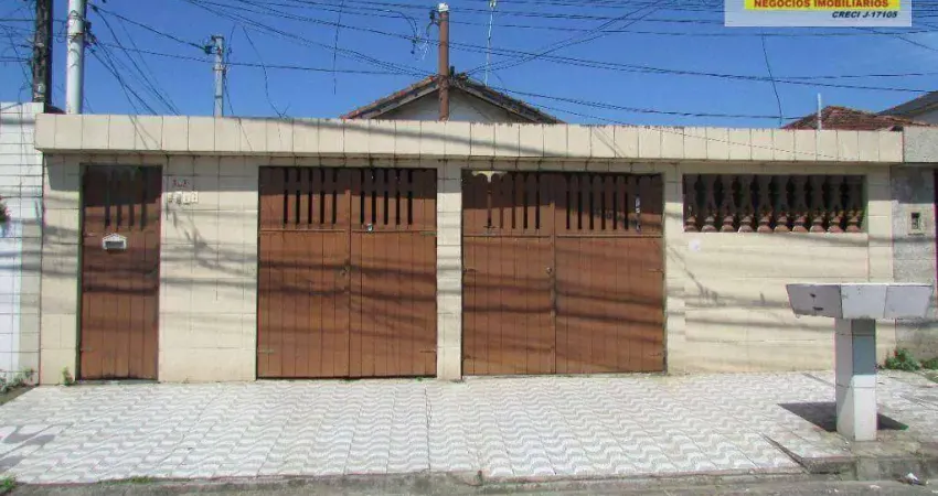 Casa com 2 dormitórios à venda, 180 m² por R$ 400.000,00 - Vila Mateo Bei - São Vicente/SP