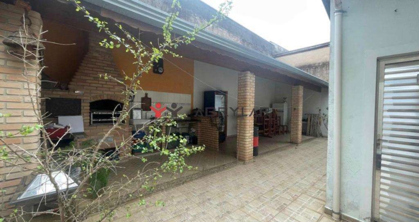 Casa à venda em Jundiaí, Jardim Estádio, com 3 quartos, com 249 m²