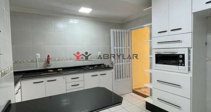 Casa à venda em Jundiaí, Parque Residencial Eloy Chaves, com 4 quartos, com 130 m²