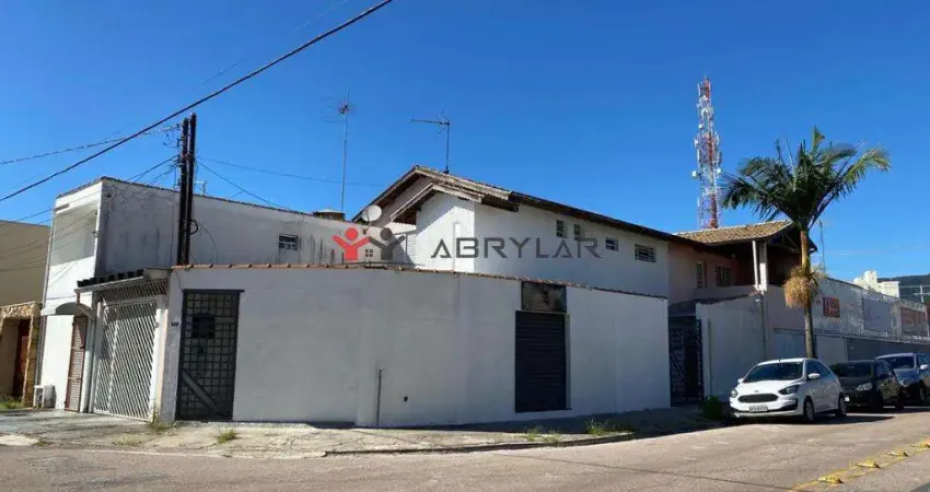Casa à venda em Jundiaí, Parque Residencial Eloy Chaves, com 4 quartos, com 250 m²
