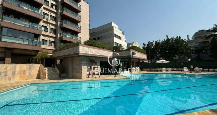 Apartamento Sofisticado com Vista Mar e Projeto Assinado