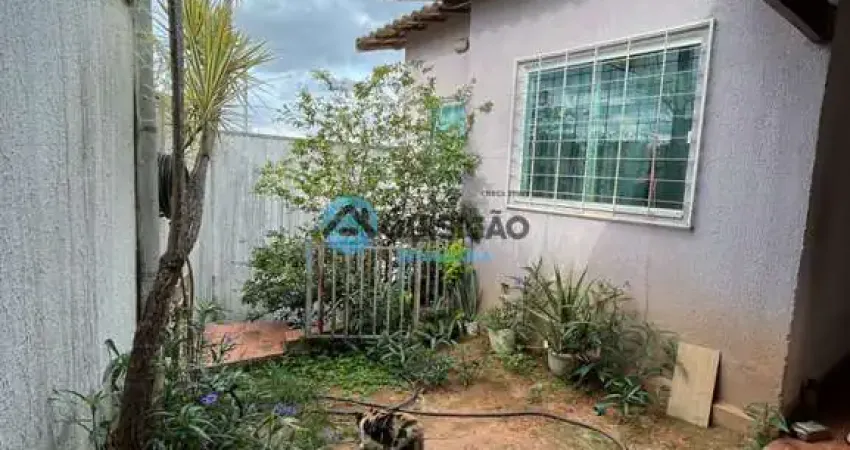 Casa com 2 quartos à venda na Ponte Alta, Betim