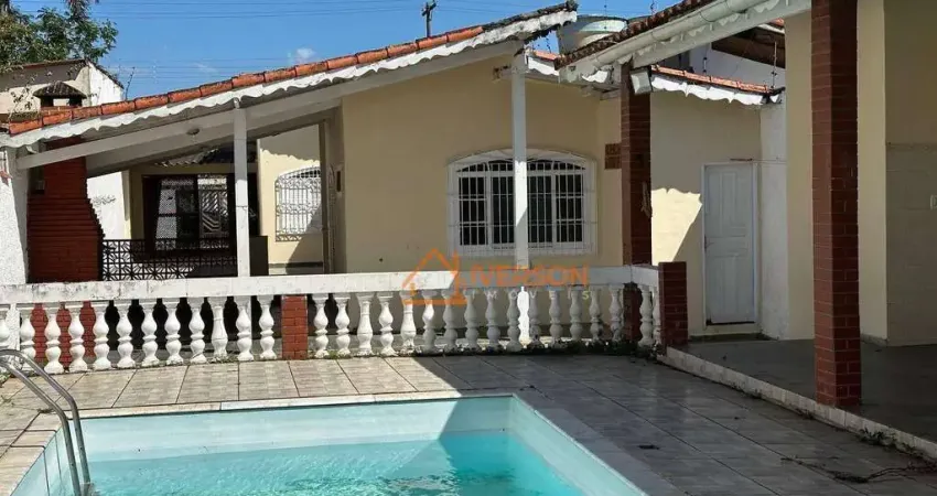 Casa com 3 quartos à venda na Avenida Domingos da Costa Grimaldi, 799, Centro, Peruíbe