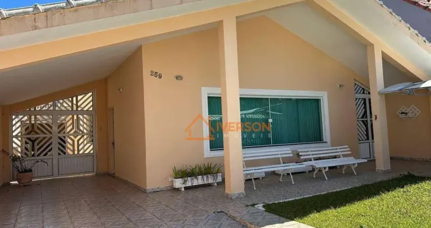 Casa com 3 quartos para alugar na Avenida Governador Mário Covas Júnior, 1800, Balneário Stella Maris, Peruíbe