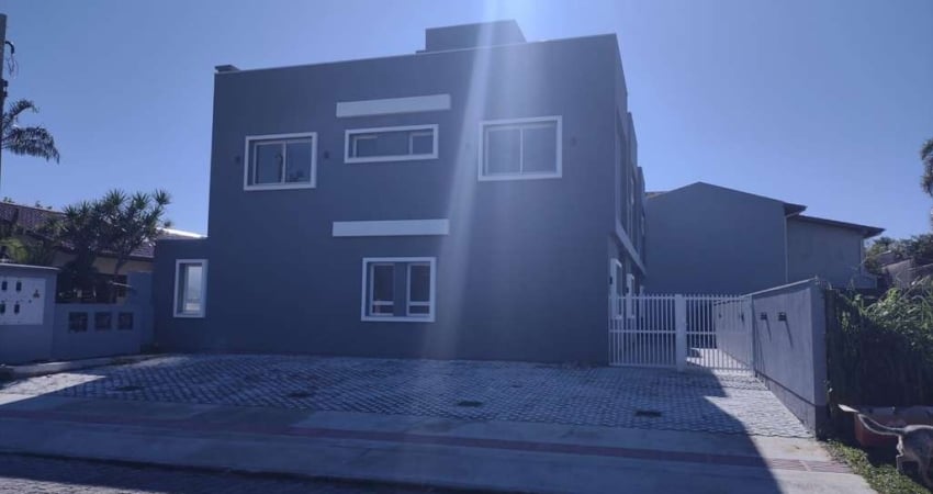 Casa para alugar no bairro Centro - Garopaba/SC