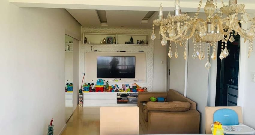 Apartamento Bosque Patamares, 65m², 2 quartos, suíte, varanda integrada, finamente decorado, por apenas: R$ 650.000,00. Agende sua visita!