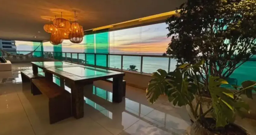 Ladeira da Barra 277m², 4 suítes, varanda gourmet, vista mar maravilhosa, climatizado, fino acabamento, 4 vagas. Agende sua visita!