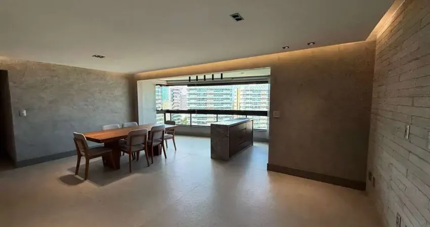 Alphaville 113m², fino acabamento, decorado, climatizado, 2 suítes, 3/4, varanda gourmet integrada, 2 vagas. agende sua visita!