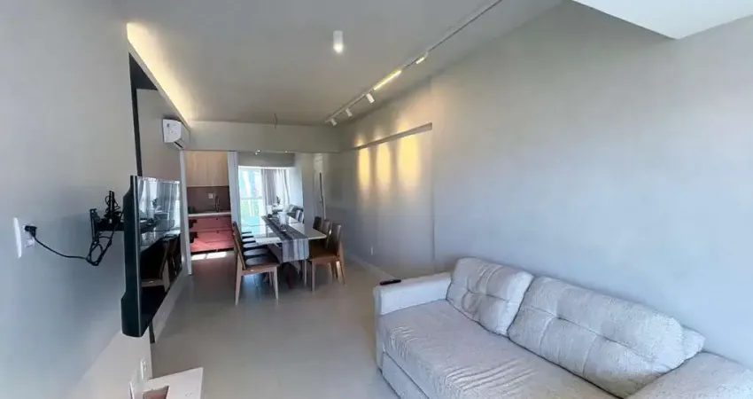 Laguna alphaville 88m², suíte master com closet, 2/4, sala ampliada, varanda integrada, climatizado, andar alto, móveis planejados. agende sua visita!