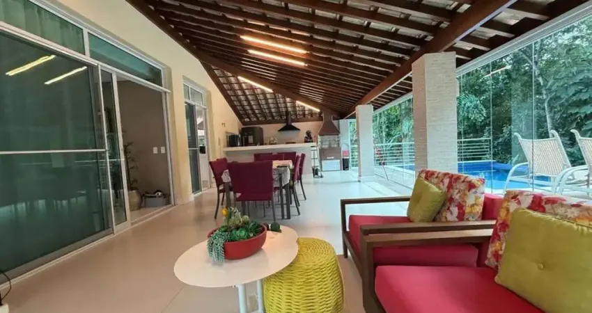 Alphaville i 700m², suíte master com closet, climatizada, 4 suítes, piscina privativa, fino acabamento, finamente decorado. agende sua visita!