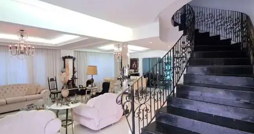 Alphaville i 659m², suíte master com closet e hidro, climatizada, 4 suítes, piscina privativa, fino acabamento, finamente decorado. agende sua visita!