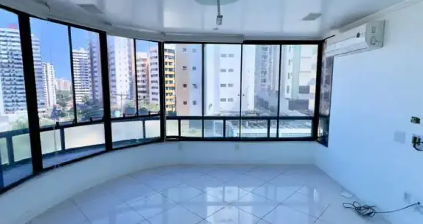Caminho das árvores 172m², varanda integrada, climatizado, 3 suítes, + closet, fino acabamento, finamente decorado, 4 vagas. agende sua visita!