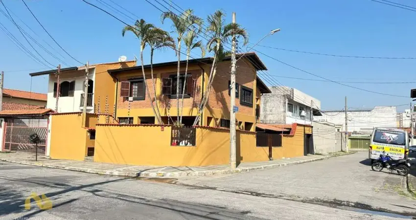 Casa para Venda em Mogi das Cruzes, Vila Rubens, 3 dormitórios, 1 suíte, 4 banheiros, 2 vagas