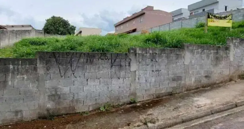 Terreno à venda na Rua Independência, Vila São Paulo, Mogi das Cruzes