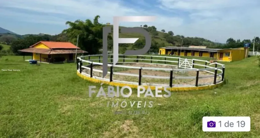 Sítio para Venda em Itaboraí, Agrobrasil, 2 dormitórios, 1 banheiro, 3 vagas