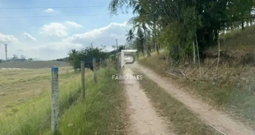 Fazenda para Venda em Tanguá, Rural, 2 dormitórios, 1 banheiro, 1 vaga