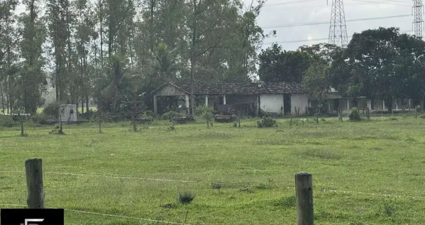 Fazenda para Venda em Guapimirim, Area Rual, 2 dormitórios, 1 banheiro