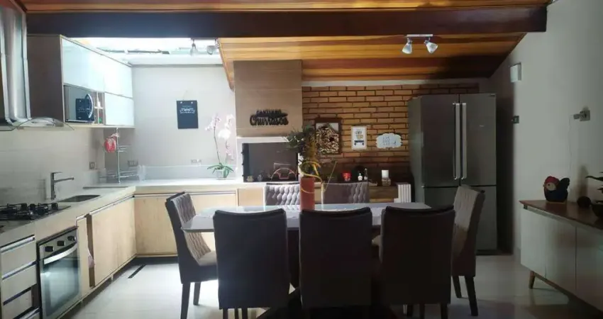 Sobrado com 3 dormitórios à venda, 91 m² por R$ 595.000,00 - Jardim Santa Maria - Jacareí/SP