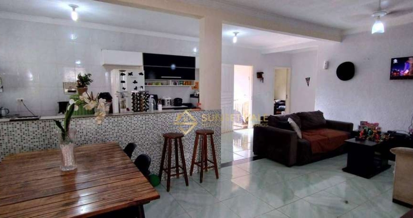 Casa com 4 dormitórios à venda, 160 m²- Almeida Prado - Igaratá/SP