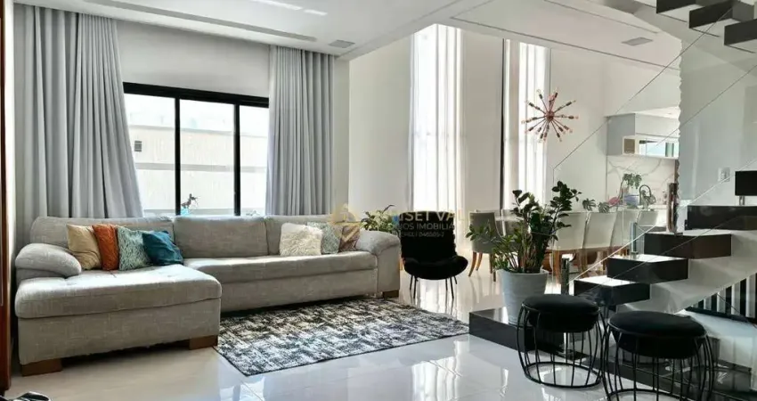 Condomínio Residencial Fogaça  - Linda Casa com 3 dormitórios à venda, 270 m² por R$ 1.650.000 - Jacareí/SP