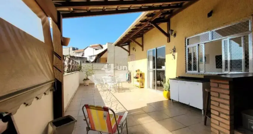 Cobertura com 4 quartos à venda, 215 m² por R$ 550.000 - São Mateus - Juiz de Fora/MG