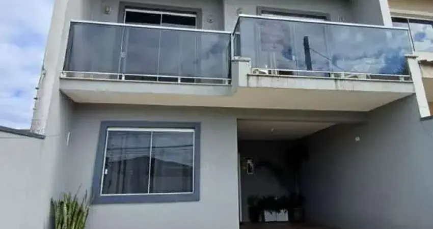 Sobrado para Venda em Curitiba, Atuba, 3 dormitórios, 1 suíte, 2 banheiros, 3 vagas