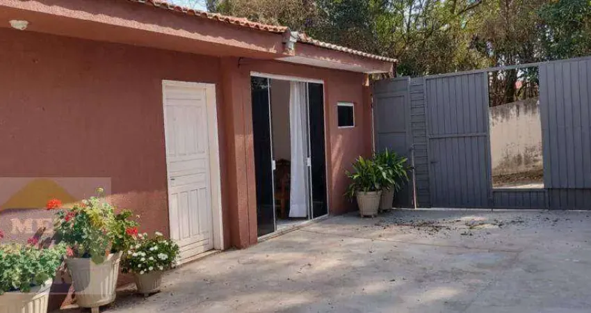 Casa com 2 dormitórios à venda, 49 m² por R$ 260.000,00 - Parque do Embu - Colombo/PR