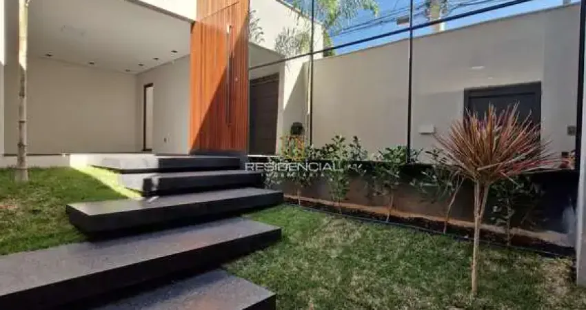 Casa com 3 quartos à venda na Rua Lázara Silva, 140, Belvedere, Divinópolis