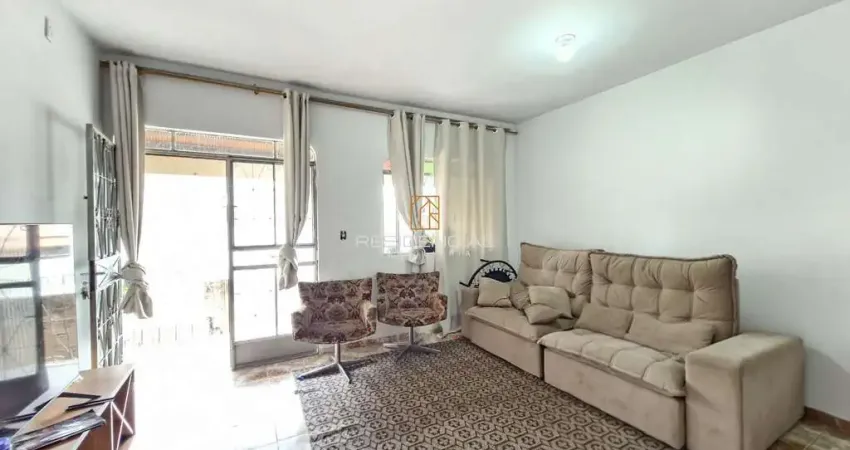 Casa a venda no bairro niteroi 03 quartos, sala, copa, cozinha e quintal