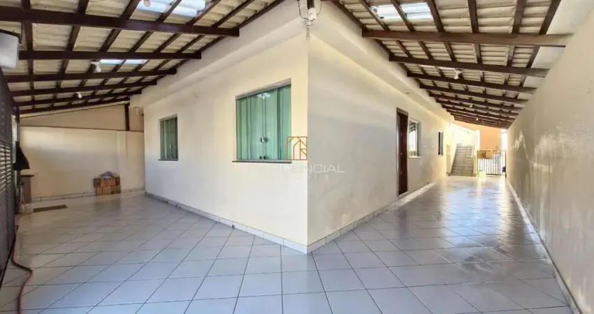 Casa com 3 quartos à venda na Rua Júlia Mitre, 171, Geraldo Pereira, Divinópolis