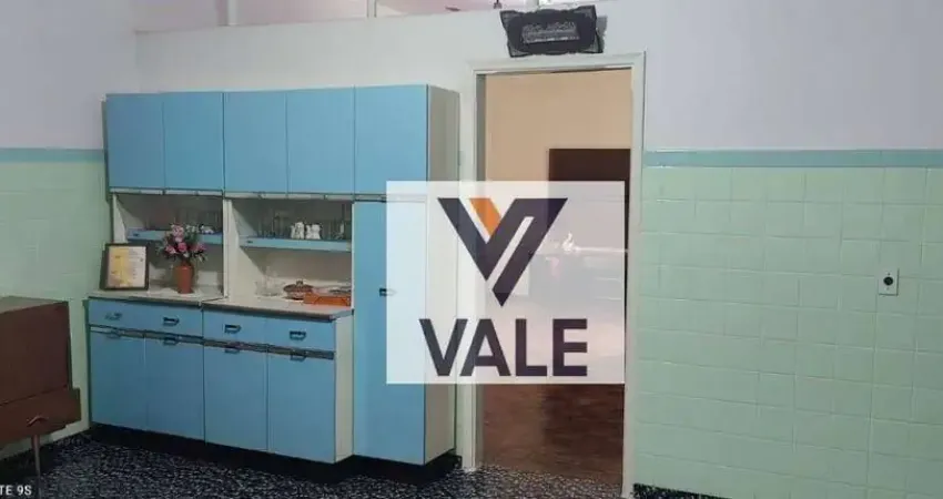 Casa com 3 dormitórios à venda, 162 m² por R$ 650.000 - Centro - Araçatuba/SP